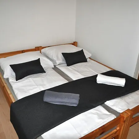 Dolinka Gápel Alojamento de Turismo Selvagem Valaska Bela