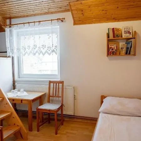 Alojamento de Turismo Selvagem Dolinka Gápel Valaska Bela